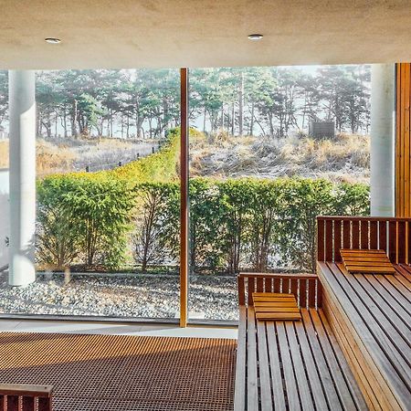 Penthouse Garden Apartment Binz Bagian luar foto